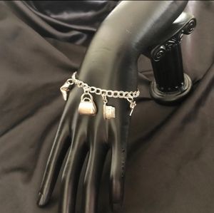 Vintage sterling silver 925 bracelet with charms